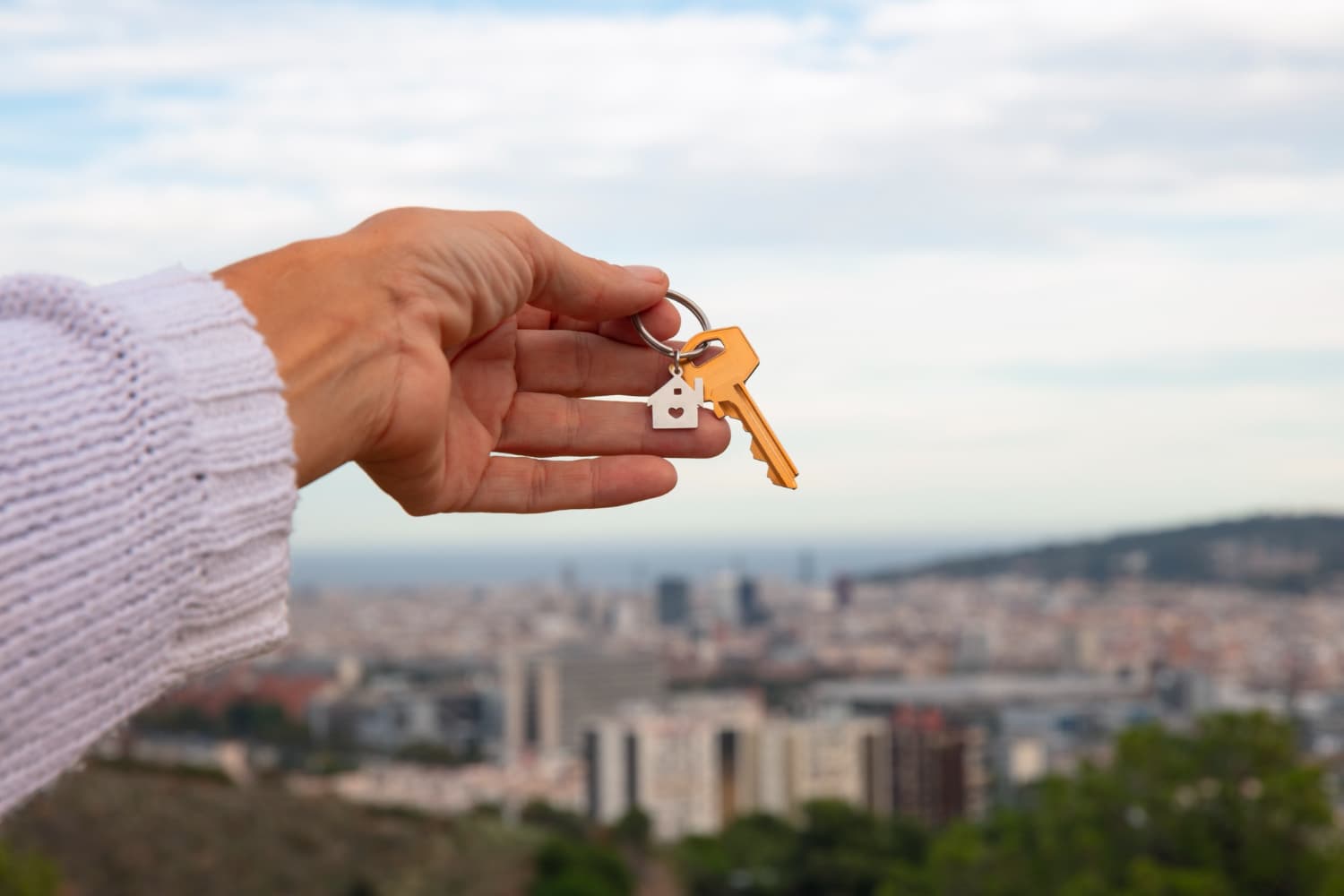 Buying property in Spain as a foreigner: complete 2026 guide