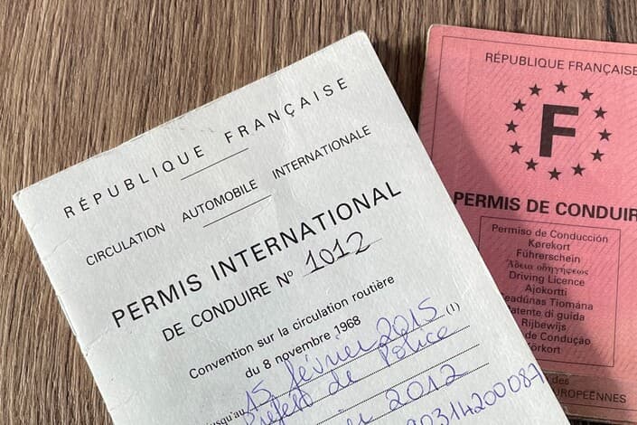 Permis international de conduire pour conduire en France avec un permis étranger