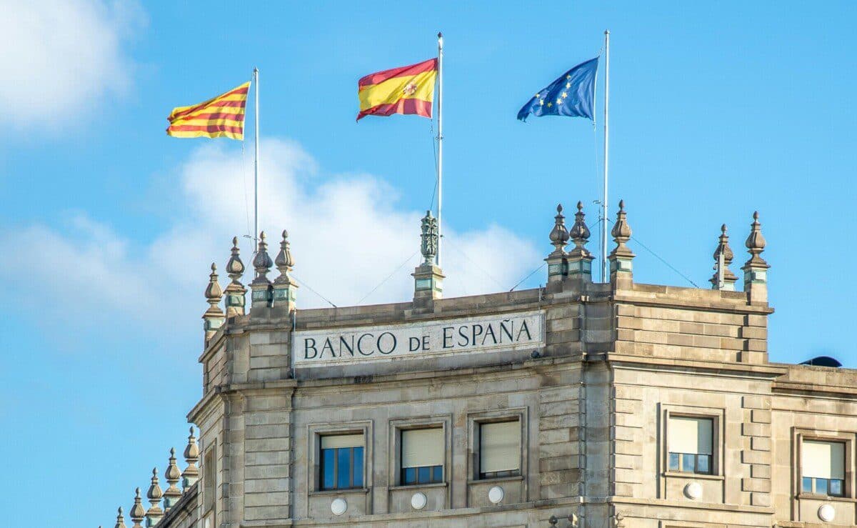 Open bank account Spain guide for French expats