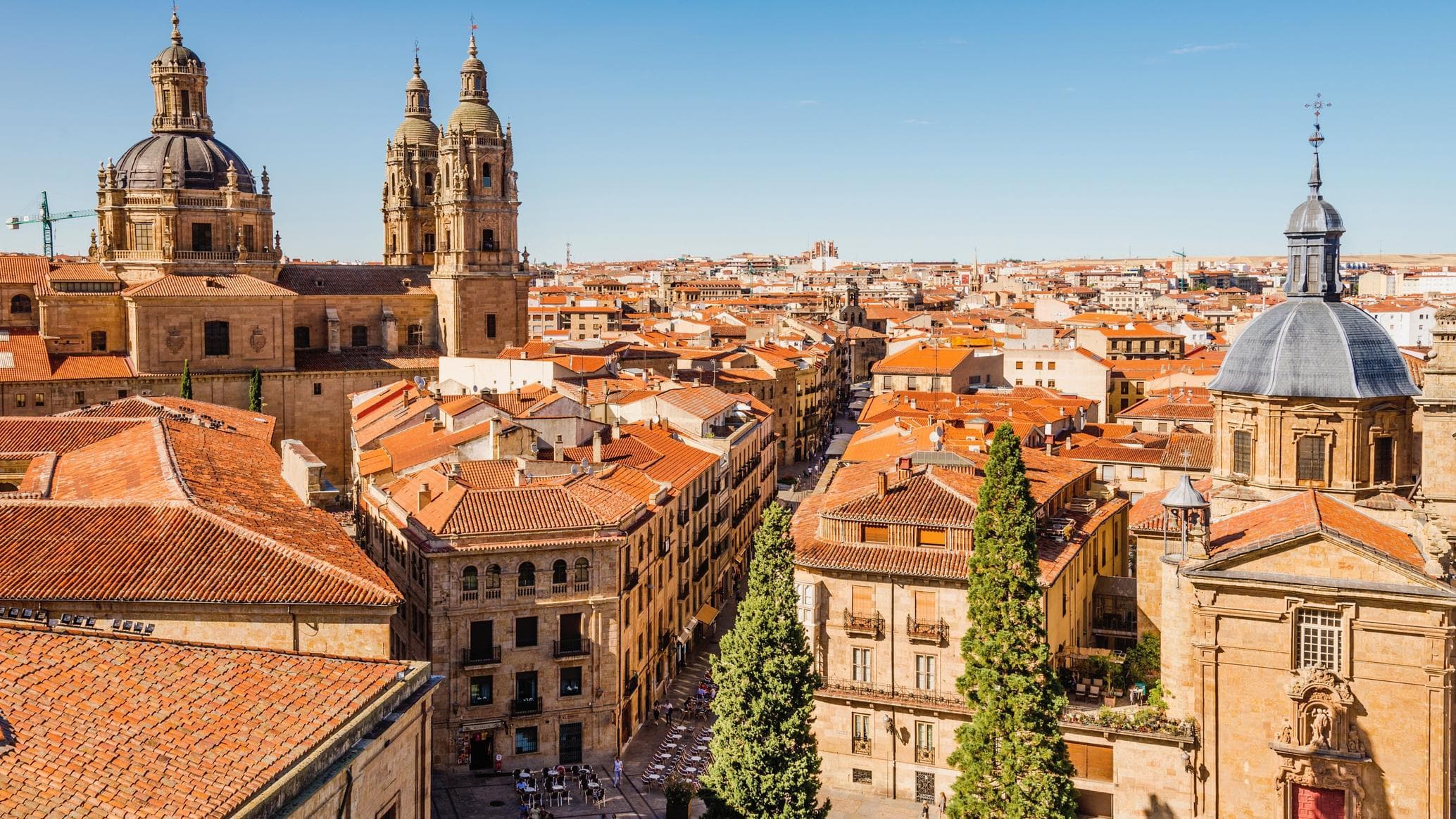 The golden city of Salamanca and its cathedral