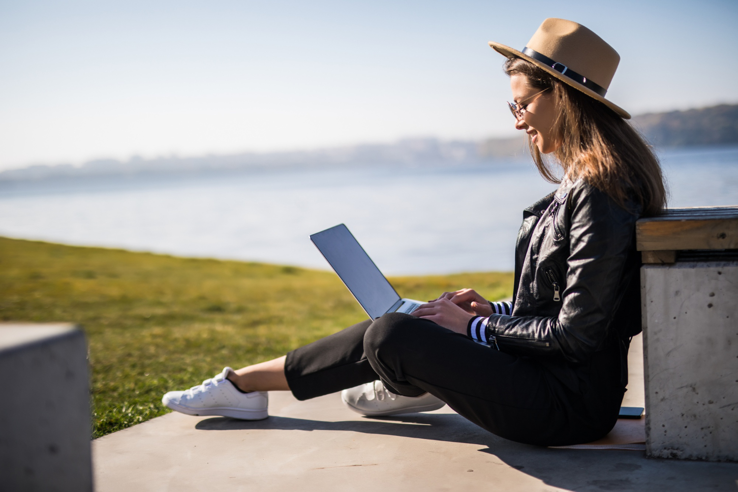 Entrepreneur travaillant en Espagne